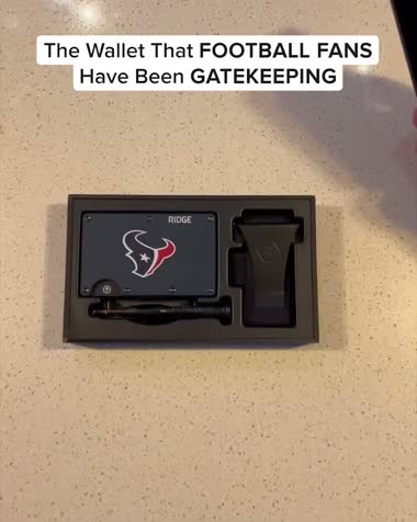 Ridge Texans wallet revealed in UGC Facebook ad